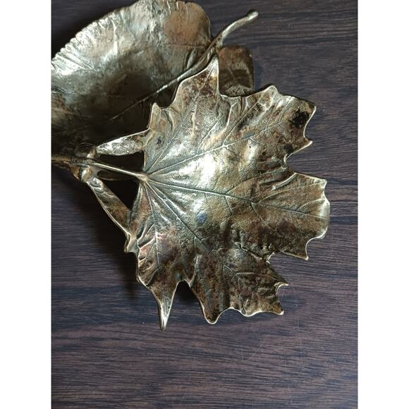 Vintage Metalcrafters Brass Leaf Dish 1950s - Picture 4 of 6